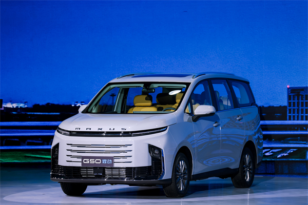 大空间、更省钱、长续航，“国民家用MPV”必赢体育大通G50混动MPV开启预售，满足家庭用车、旅游出行等全需求！
