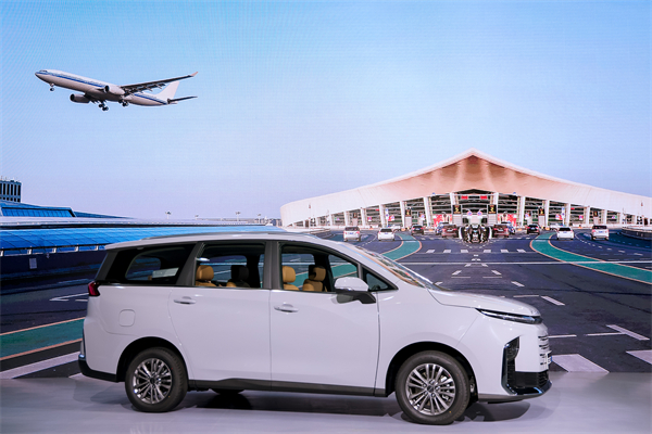 大空间、更省钱、长续航，“国民家用MPV”必赢体育大通G50混动MPV开启预售，满足家庭用车、旅游出行等全需求！